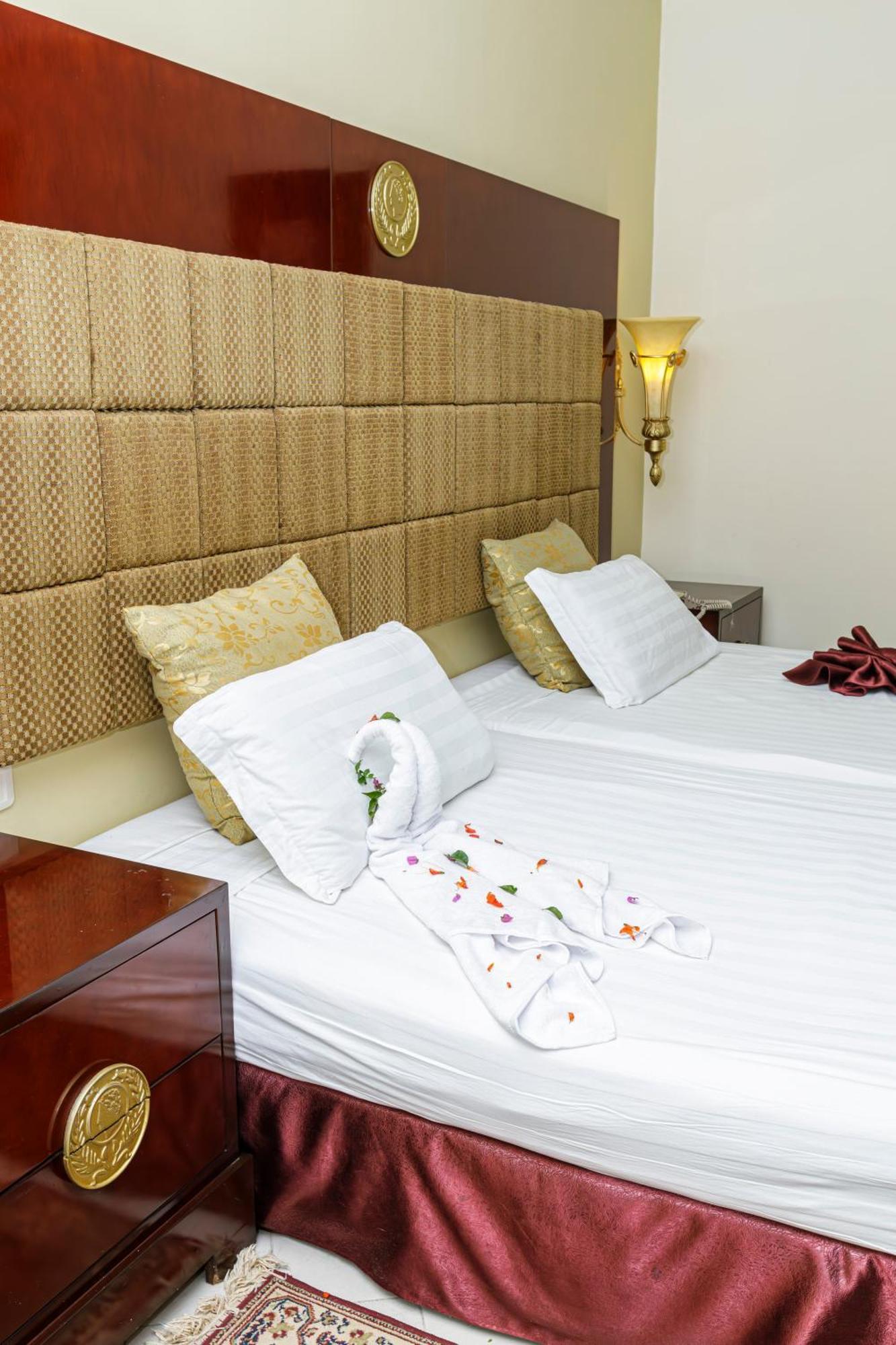 César Palace Hotel 4*