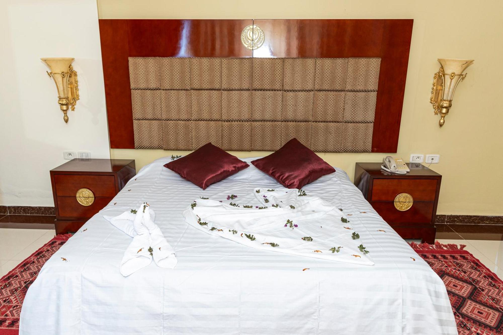 César Palace 4*