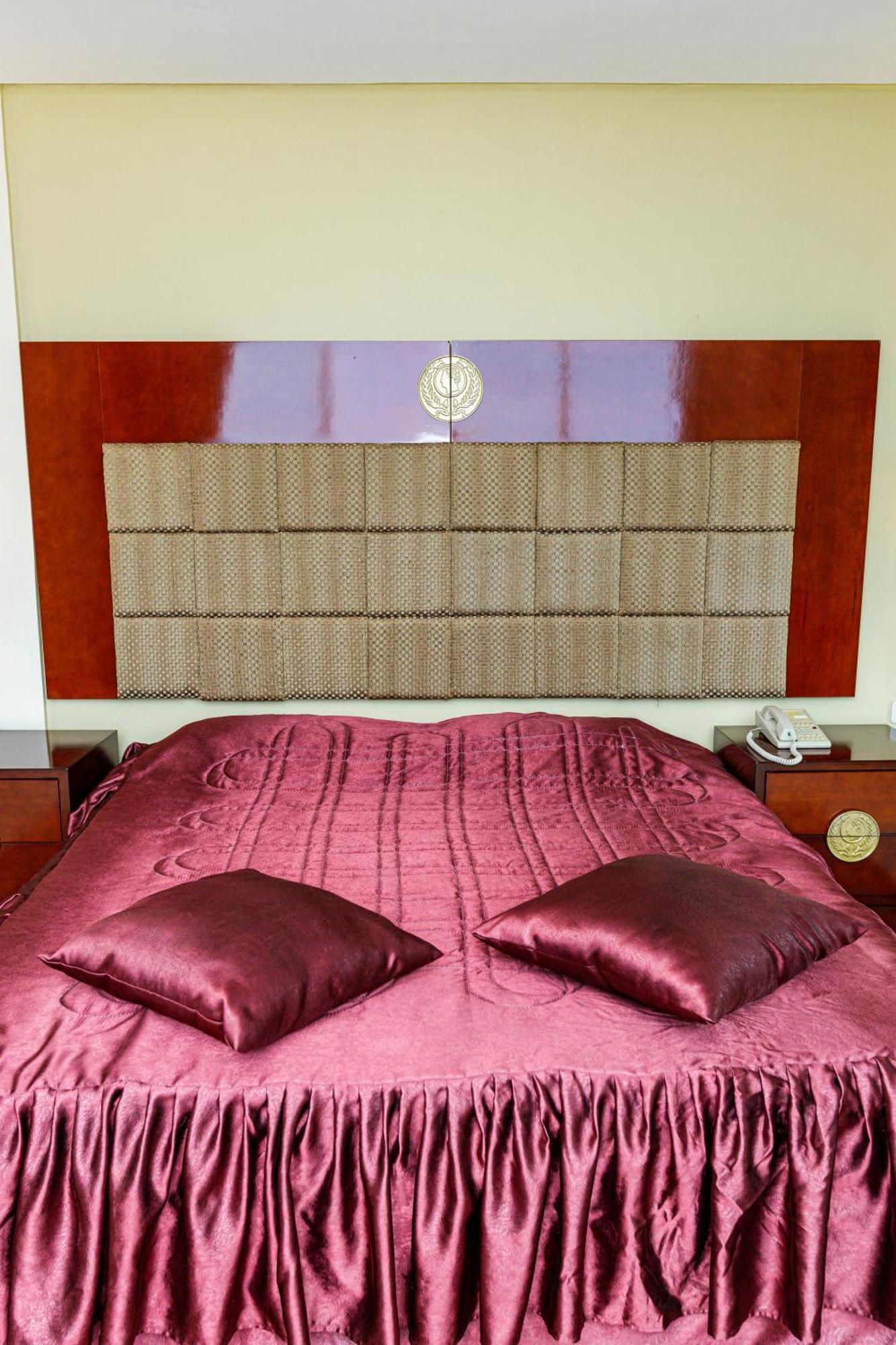 César Palace Hotel 4*